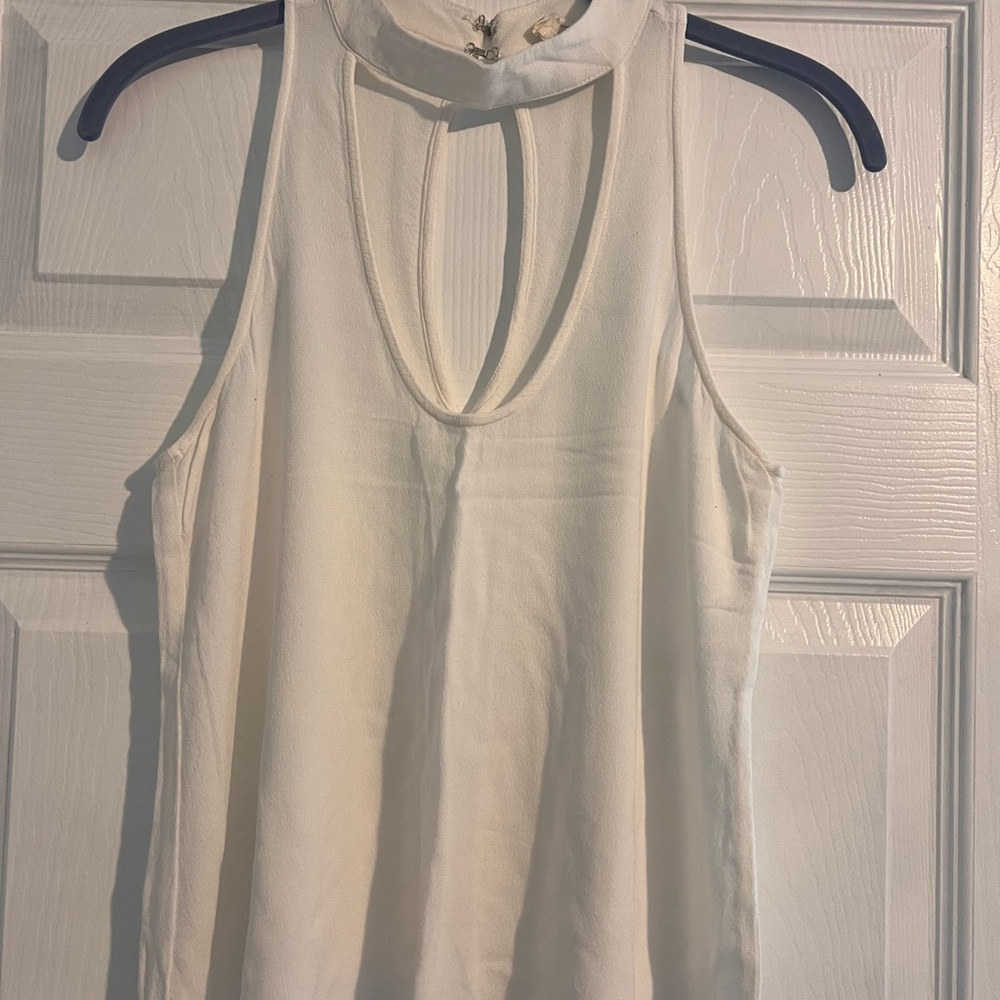 Elegant White Sleeveless Top